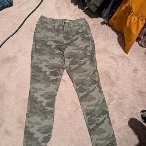 Universal Thread Olive Green Pants